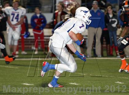 Thumbnail 2 in Gilmer vs. Graham (UIL 3A D2 Semifinal Playoff) photogallery.