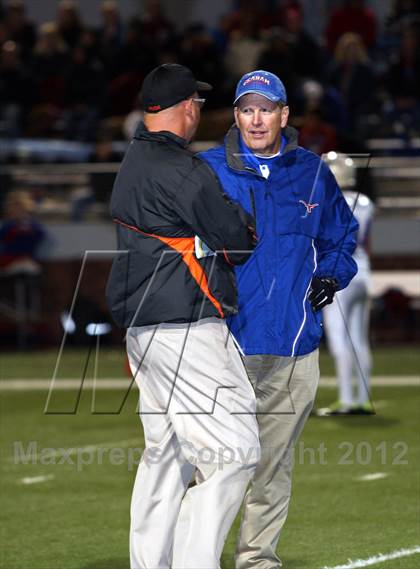 Thumbnail 3 in Gilmer vs. Graham (UIL 3A D2 Semifinal Playoff) photogallery.