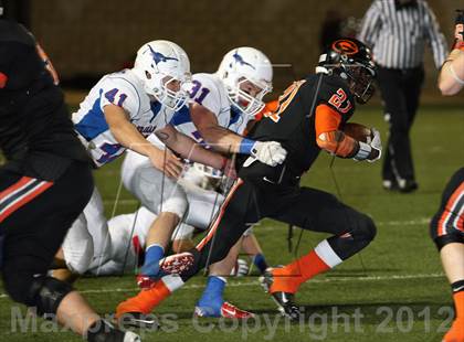 Thumbnail 2 in Gilmer vs. Graham (UIL 3A D2 Semifinal Playoff) photogallery.