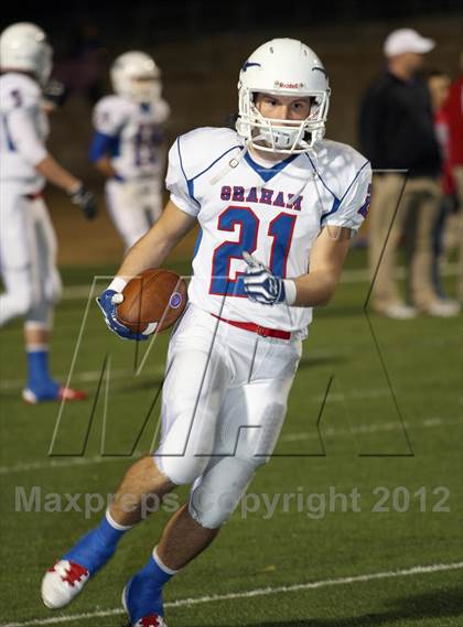 Thumbnail 2 in Gilmer vs. Graham (UIL 3A D2 Semifinal Playoff) photogallery.