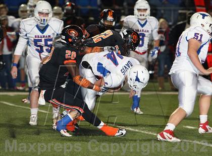 Thumbnail 3 in Gilmer vs. Graham (UIL 3A D2 Semifinal Playoff) photogallery.