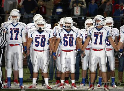 Thumbnail 3 in Gilmer vs. Graham (UIL 3A D2 Semifinal Playoff) photogallery.