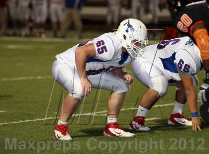 Thumbnail 1 in Gilmer vs. Graham (UIL 3A D2 Semifinal Playoff) photogallery.