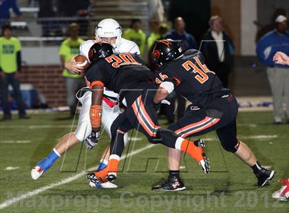 Thumbnail 1 in Gilmer vs. Graham (UIL 3A D2 Semifinal Playoff) photogallery.