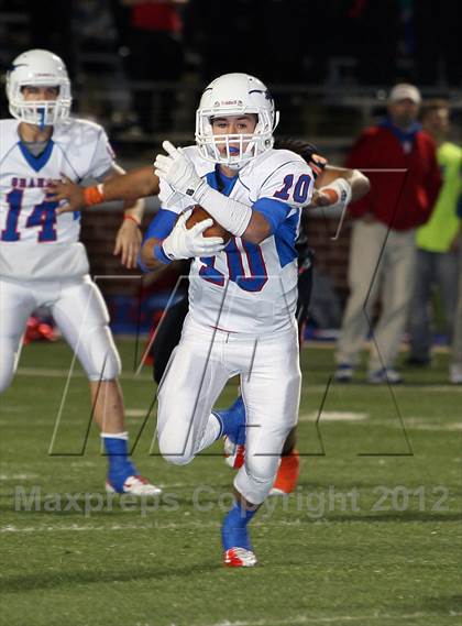 Thumbnail 2 in Gilmer vs. Graham (UIL 3A D2 Semifinal Playoff) photogallery.
