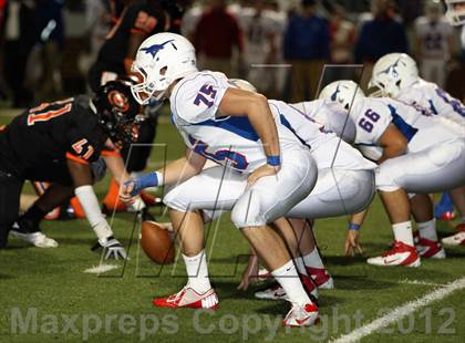 Thumbnail 2 in Gilmer vs. Graham (UIL 3A D2 Semifinal Playoff) photogallery.