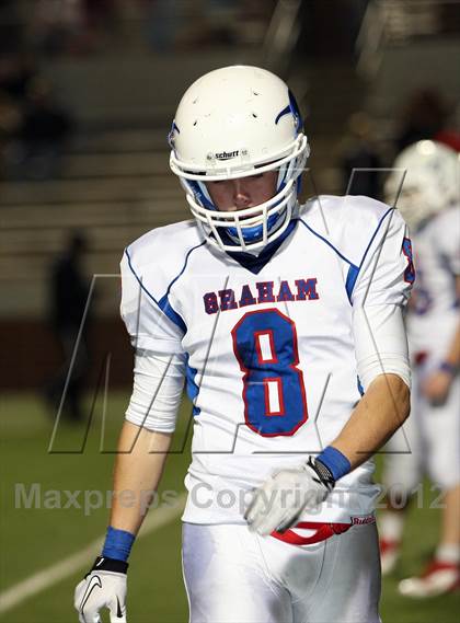 Thumbnail 3 in Gilmer vs. Graham (UIL 3A D2 Semifinal Playoff) photogallery.