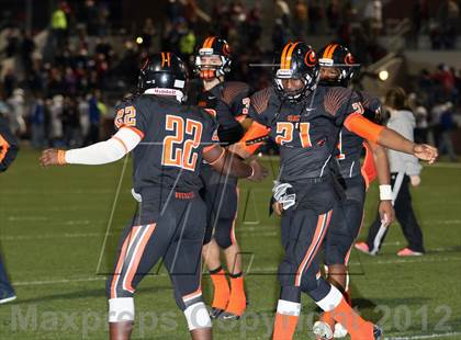 Thumbnail 1 in Gilmer vs. Graham (UIL 3A D2 Semifinal Playoff) photogallery.