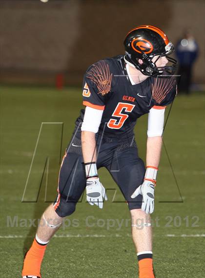 Thumbnail 3 in Gilmer vs. Graham (UIL 3A D2 Semifinal Playoff) photogallery.