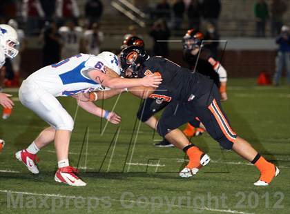 Thumbnail 3 in Gilmer vs. Graham (UIL 3A D2 Semifinal Playoff) photogallery.