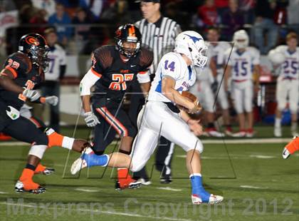 Thumbnail 1 in Gilmer vs. Graham (UIL 3A D2 Semifinal Playoff) photogallery.