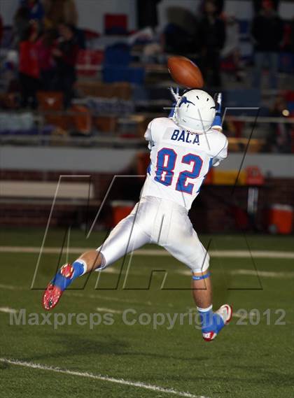 Thumbnail 1 in Gilmer vs. Graham (UIL 3A D2 Semifinal Playoff) photogallery.