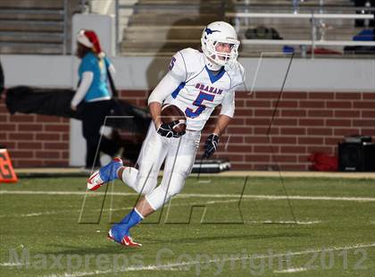 Thumbnail 1 in Gilmer vs. Graham (UIL 3A D2 Semifinal Playoff) photogallery.