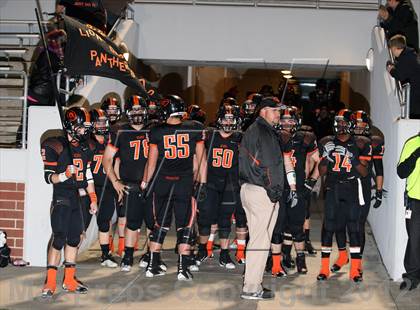 Thumbnail 2 in Gilmer vs. Graham (UIL 3A D2 Semifinal Playoff) photogallery.