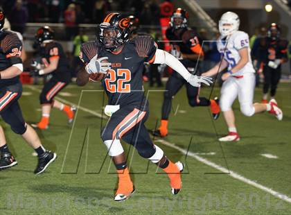 Thumbnail 1 in Gilmer vs. Graham (UIL 3A D2 Semifinal Playoff) photogallery.