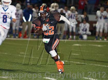 Thumbnail 3 in Gilmer vs. Graham (UIL 3A D2 Semifinal Playoff) photogallery.