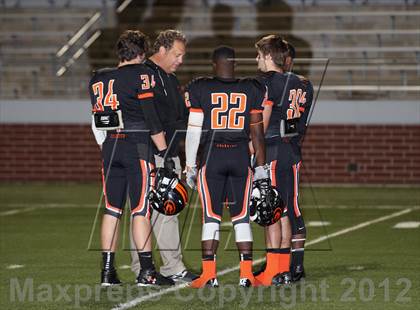 Thumbnail 2 in Gilmer vs. Graham (UIL 3A D2 Semifinal Playoff) photogallery.