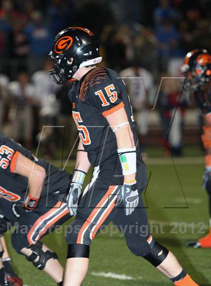 Thumbnail 2 in Gilmer vs. Graham (UIL 3A D2 Semifinal Playoff) photogallery.