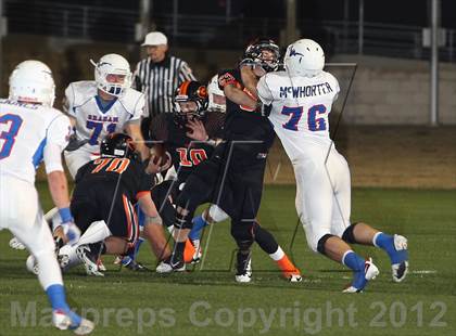 Thumbnail 2 in Gilmer vs. Graham (UIL 3A D2 Semifinal Playoff) photogallery.