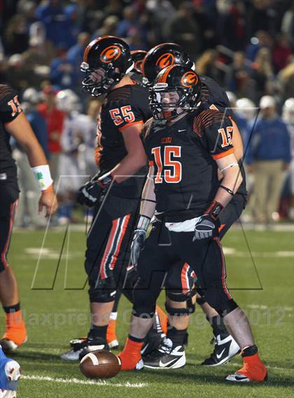 Thumbnail 3 in Gilmer vs. Graham (UIL 3A D2 Semifinal Playoff) photogallery.