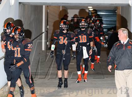 Thumbnail 3 in Gilmer vs. Graham (UIL 3A D2 Semifinal Playoff) photogallery.