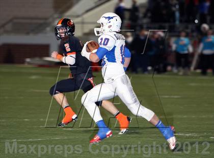 Thumbnail 1 in Gilmer vs. Graham (UIL 3A D2 Semifinal Playoff) photogallery.