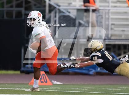 Thumbnail 1 in Jones @ Bishop Moore photogallery.