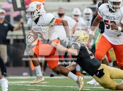 Thumbnail 3 in Jones @ Bishop Moore photogallery.