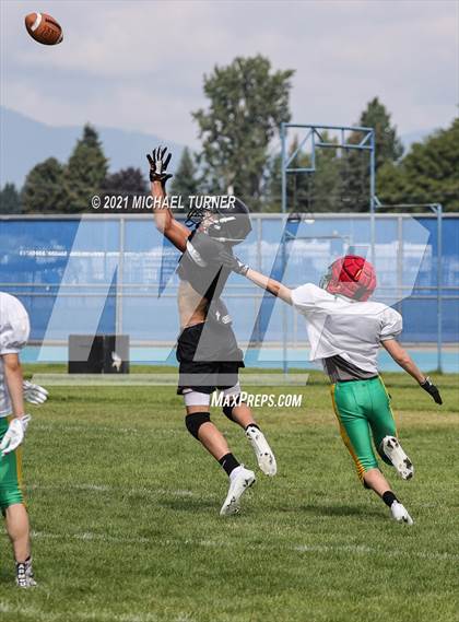 Thumbnail 2 in Post Falls @ Lakeland (Scrimmage) photogallery.