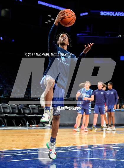 Thumbnail 2 in Beach Channel vs Scholars Academy (Playbook Sports at Barclays Center) photogallery.