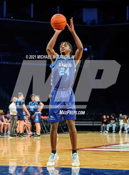 Thumbnail 1 in Beach Channel vs Scholars Academy (Playbook Sports at Barclays Center) photogallery.