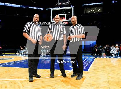 Thumbnail 2 in Beach Channel vs Scholars Academy (Playbook Sports at Barclays Center) photogallery.