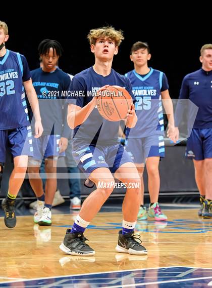 Thumbnail 3 in Beach Channel vs Scholars Academy (Playbook Sports at Barclays Center) photogallery.