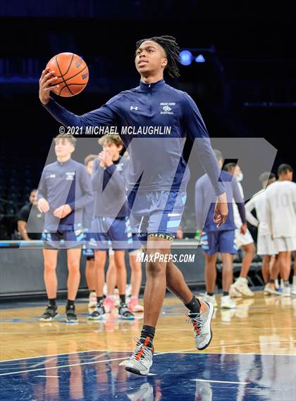 Thumbnail 3 in Beach Channel vs Scholars Academy (Playbook Sports at Barclays Center) photogallery.