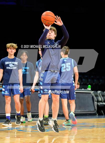 Thumbnail 2 in Beach Channel vs Scholars Academy (Playbook Sports at Barclays Center) photogallery.