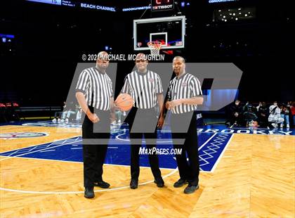 Thumbnail 3 in Beach Channel vs Scholars Academy (Playbook Sports at Barclays Center) photogallery.