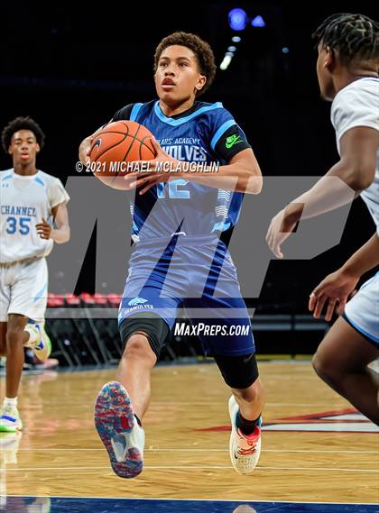 Thumbnail 2 in Beach Channel vs Scholars Academy (Playbook Sports at Barclays Center) photogallery.
