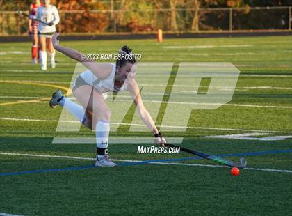 Thumbnail 3 in Iroquois vs Vestal (NYSPHSAA Class B Final)  photogallery.