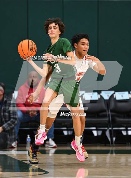 Thumbnail 1 in Sacred Heart Cathedral Preparatory vs. St. Ignatius College Preparatory (Bruce-Mahoney Game)      photogallery.