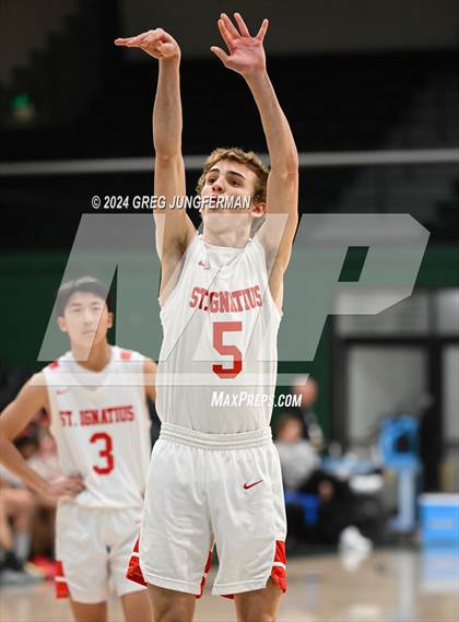 Thumbnail 1 in Sacred Heart Cathedral Preparatory vs. St. Ignatius College Preparatory (Bruce-Mahoney Game)      photogallery.
