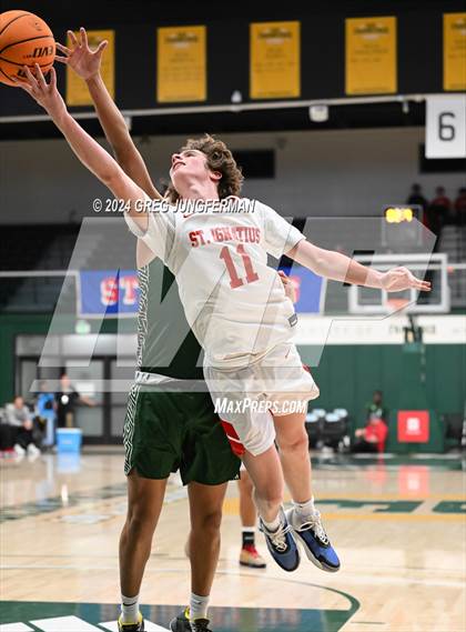 Thumbnail 2 in Sacred Heart Cathedral Preparatory vs. St. Ignatius College Preparatory (Bruce-Mahoney Game)      photogallery.