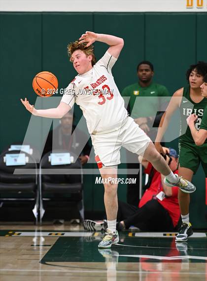 Thumbnail 2 in Sacred Heart Cathedral Preparatory vs. St. Ignatius College Preparatory (Bruce-Mahoney Game)      photogallery.