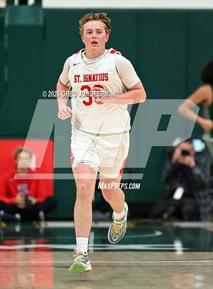 Thumbnail 2 in Sacred Heart Cathedral Preparatory vs. St. Ignatius College Preparatory (Bruce-Mahoney Game)      photogallery.