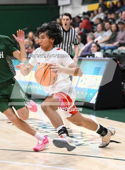 Thumbnail 3 in Sacred Heart Cathedral Preparatory vs. St. Ignatius College Preparatory (Bruce-Mahoney Game)      photogallery.