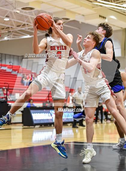Thumbnail 2 in Chapel Hill vs. Redwater (UIL 3A Bi-District Playoff) photogallery.