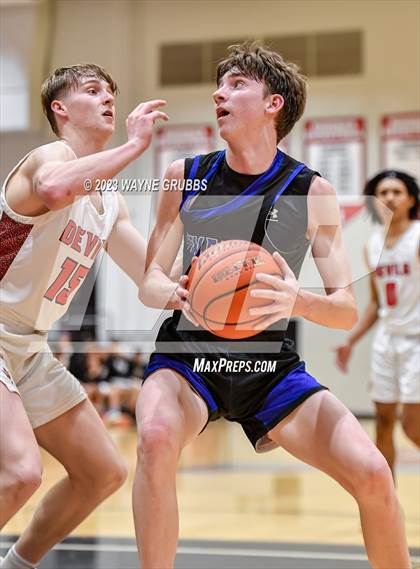 Thumbnail 1 in Chapel Hill vs. Redwater (UIL 3A Bi-District Playoff) photogallery.