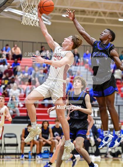 Thumbnail 1 in Chapel Hill vs. Redwater (UIL 3A Bi-District Playoff) photogallery.