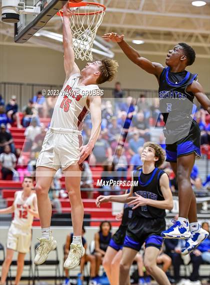 Thumbnail 2 in Chapel Hill vs. Redwater (UIL 3A Bi-District Playoff) photogallery.
