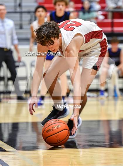 Thumbnail 3 in Chapel Hill vs. Redwater (UIL 3A Bi-District Playoff) photogallery.