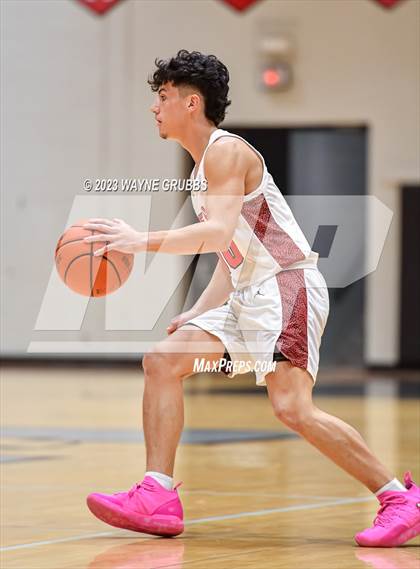 Thumbnail 1 in Chapel Hill vs. Redwater (UIL 3A Bi-District Playoff) photogallery.